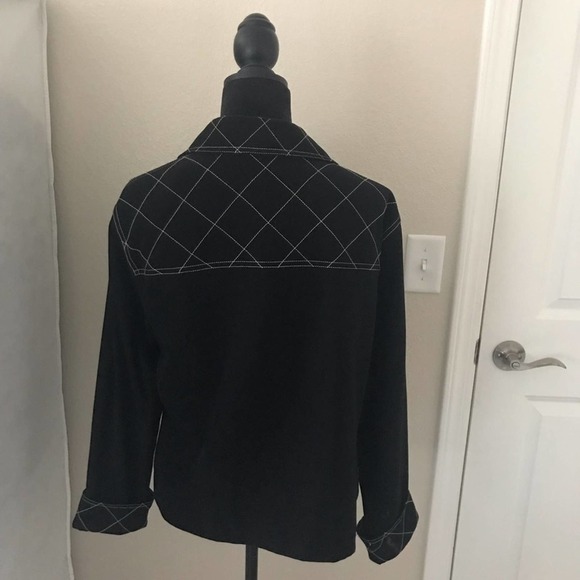 St John Sport Black Quilted Embellished Jacket - Picture 3 of 6